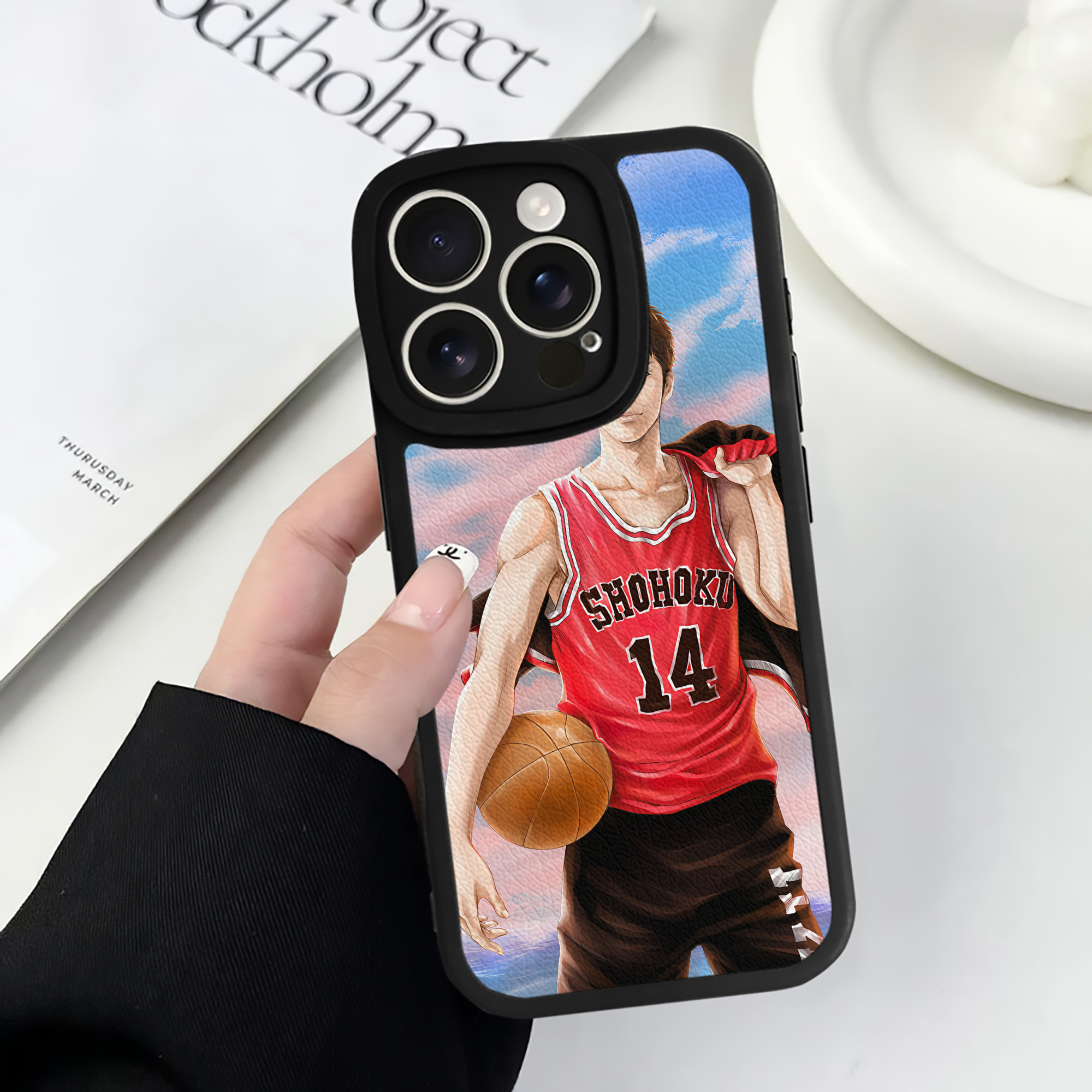 （画像用） SLAM DUNK／スラムダンク 【iPhone 16シリーズ対応】シリコンスマホケース（レザー調） 材質：シリコン